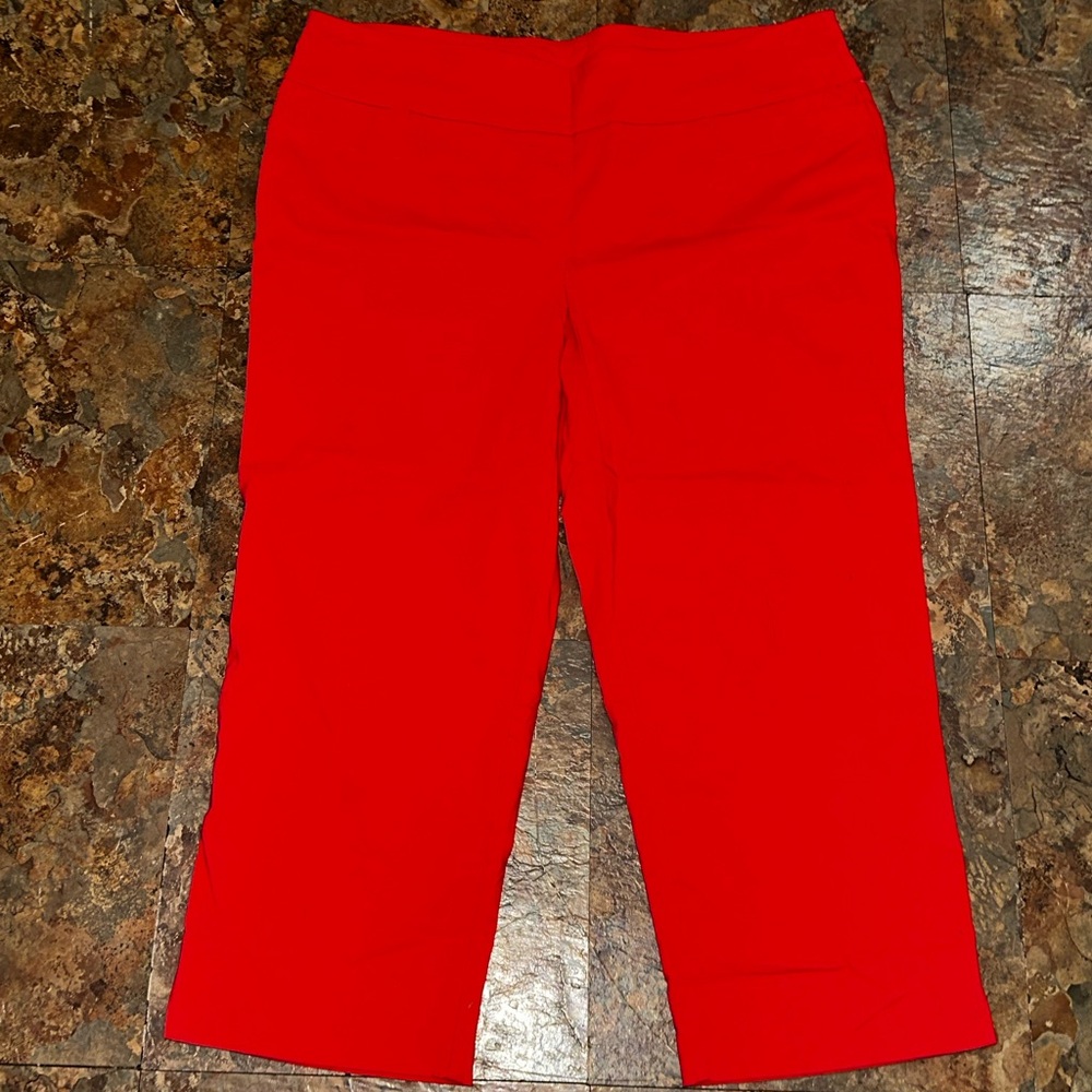 Zac & Rachel Women’s Red Pull On Stretch Capri Pants Size 16